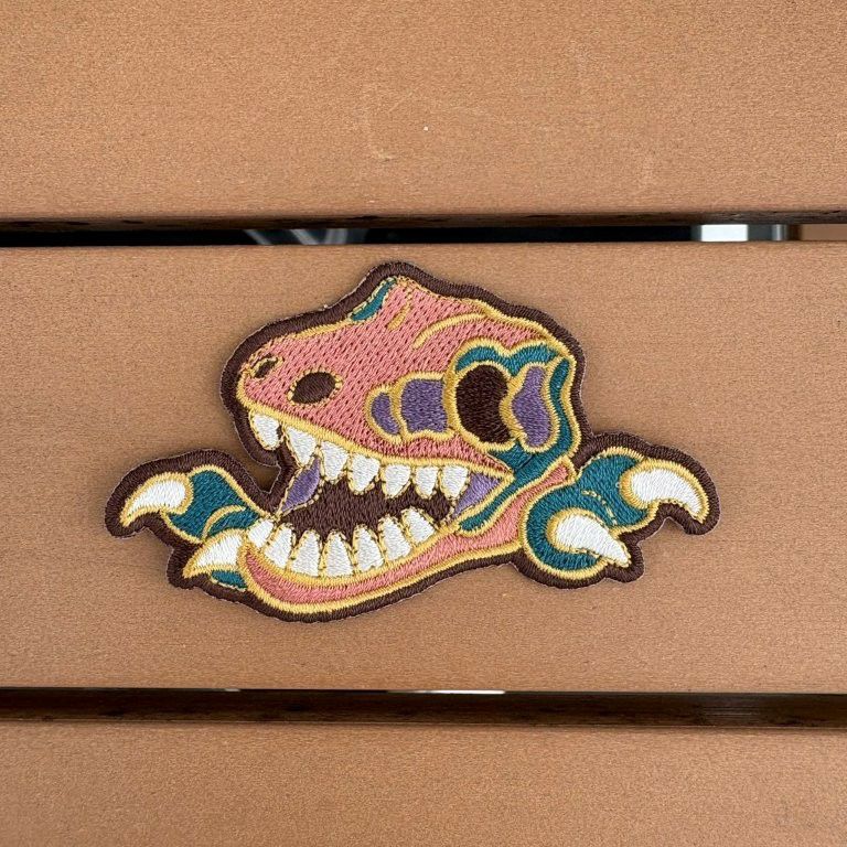 ダイナソー ワッペン 【C T-REX】