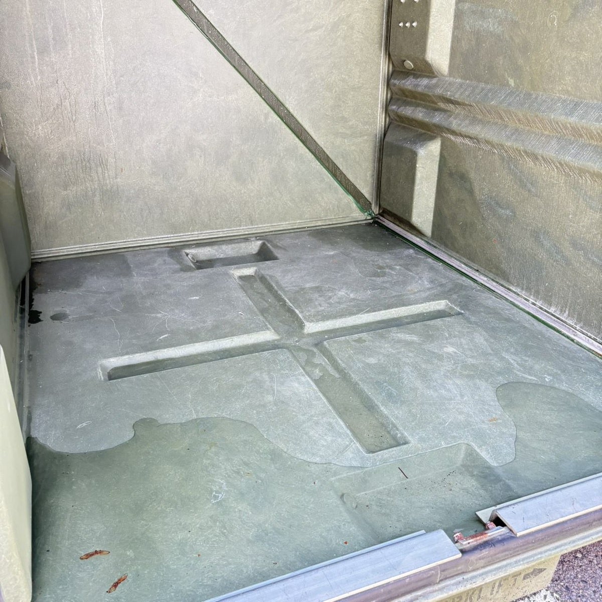 G.I.TTOOLS > FRPコンテナ（PALCON）