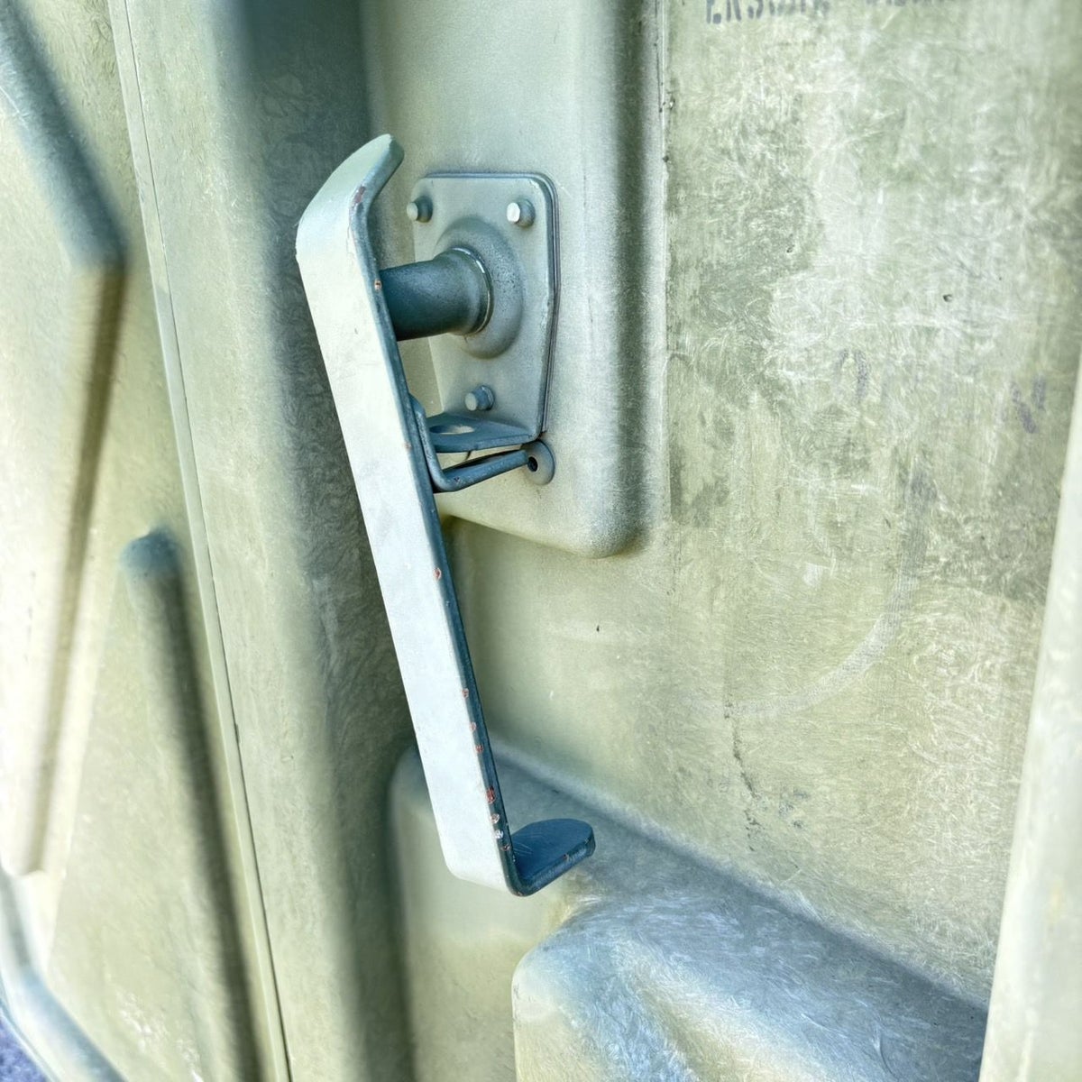 G.I.TTOOLS > FRPコンテナ（PALCON）