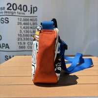 CHUMS > ミニバナナショルダースウェットナイロン 【Art Booby】