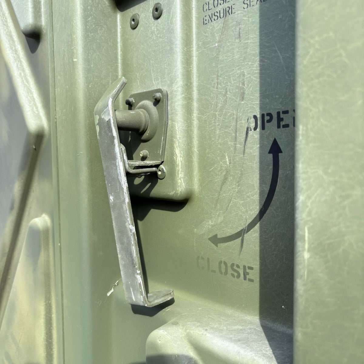 G.I.TTOOLS > 極秘放出｜FRPコンテナ（PALCON）