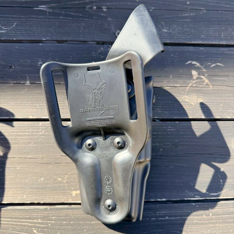 G.I.TTOOLS > SAFARIRAND社 ホルスター（袋付き/左利き用）